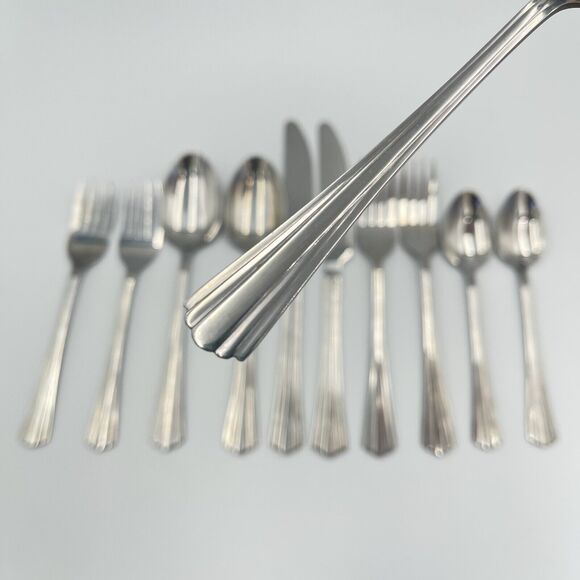 Pfaltzgraff MARGATE Stainless Glossy Lot Flatware 18/0 Flatware Spoon Fork Knife - Picture 1 of 14
